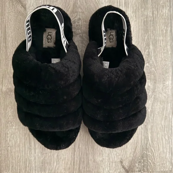 UGG Women’s Fluff Yeah Black Soft Fuzzy Slippers Size 7 - Picture 3 of 11